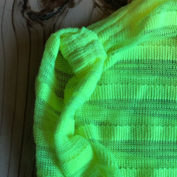 Neon 👠yellow JS top NWOT - Picture 3 of 6